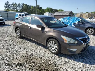 2013 Nissan Altima S with VIN 1N4AL3AP6DN515348, listed as a Copart auction lot 52253635 with 191,067 mi miles and Salvage Title. Bid and sale history available at carsss.com. Image 4.