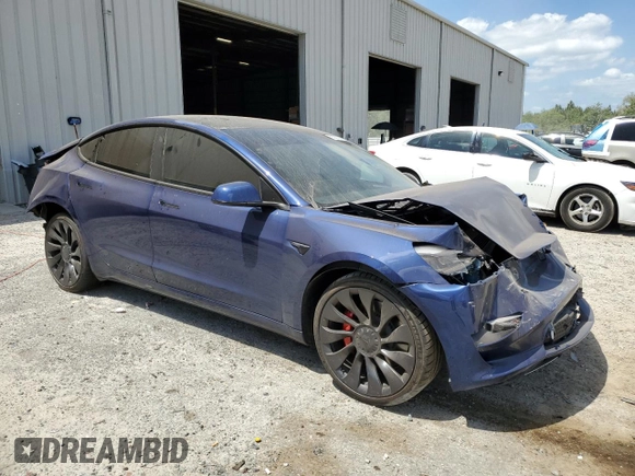 2023 Tesla Model 3 Performance z VIN 5YJ3E1EC4PF558646, wystawiony jako Copart lot #55201985 z przebiegiem 24 455 mil mil oraz Nie do naprawy • Non repairable. Historia ofert i sprzedaży dostępna na DreamBid. Obrazek 4.