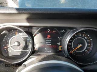 2019 Jeep Wrangler Unlimited Sport with VIN 1C4HJXDG2KW566080, listed as a Copart auction lot 44559215 with 84,646 mi miles and Salvage title. Bid and sale history available at DreamBid. Image 9.