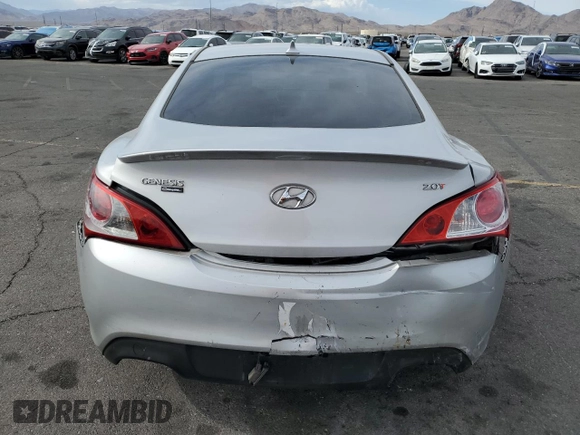 2011 Hyundai Genesis Coupe z VIN KMHHT6KD8BU045109, wystawiony jako Copart lot #53563715 z przebiegiem 66 701 mil mil oraz Szkoda całkowita • Salvage title. Historia ofert i sprzedaży dostępna na DreamBid. Obrazek 6.