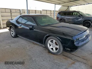 2012 Dodge Challenger SXT Plus z VIN 2C3CDYAG4CH137801, wystawiony jako Copart lot #57758515 z przebiegiem Nie podano mil oraz Czysty tytuł • Clean title. Historia ofert i sprzedaży dostępna na DreamBid. Obrazek 4.