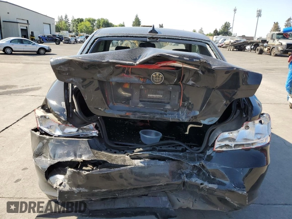 2008 BMW 1 Series 128i with VIN WBAUP93518VF47866, listed as a Copart auction lot 70322894 with Not provided miles and Salvage title. Bid and sale history available at DreamBid. Image 6.