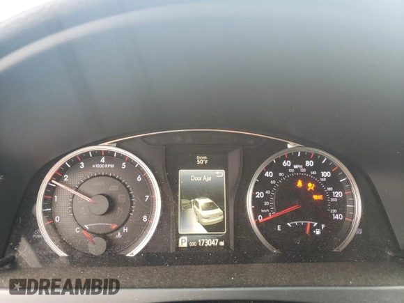 2016 Toyota Camry XLE with VIN 4T1BF1FK5GU131610, listed as a Copart auction lot 50232485 with 173,047 mi miles and Salvage Title. Bid and sale history available at carsss.com. Image 9.