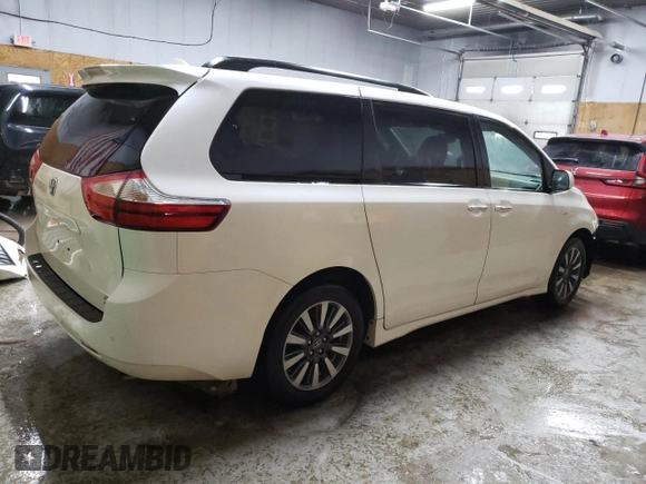 2018 Toyota Sienna XLE with VIN 5TDDZ3DC1JS205063, listed as a Copart auction lot 44334065 with 103,369 mi miles and Clean Title. Bid and sale history available at carsss.com. Image 3.