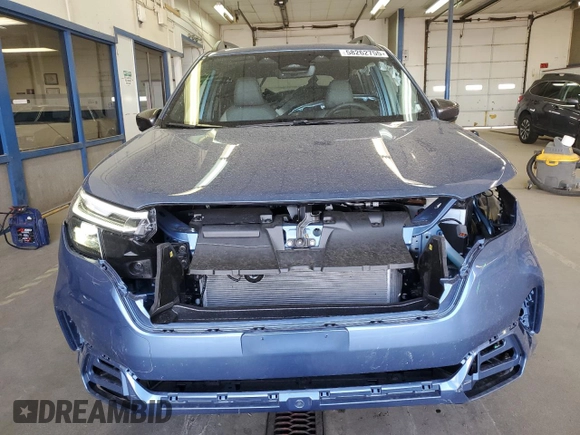 2025 Subaru Forester Limited с VIN JF2SLDRC5SH565483, выставлен на аукционе Copart как лот 58262755 с пробегом 127 миль миль и Списание • Salvage title. История ставок и продаж доступна на DreamBid. Изображение 5.