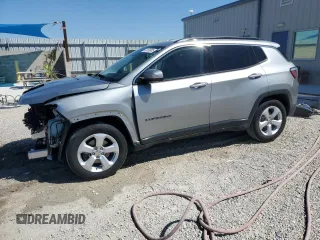 2019 Jeep Compass Latitude z VIN 3C4NJCBB3KT851606, wystawiony jako Copart lot #48165805 z przebiegiem 45 030 mil mil oraz Szkoda całkowita • Salvage title. Historia ofert i sprzedaży dostępna na DreamBid. Obrazek 1.