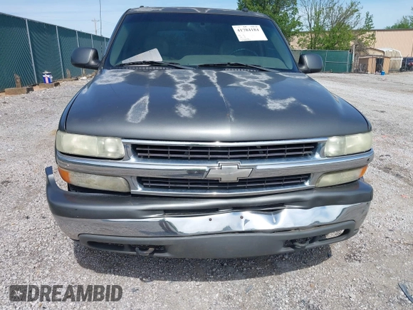 2002 Chevrolet Suburban LS with VIN 1GNFK16ZX2J297816, listed as a IAAI auction lot 41784184 with 231,918 mi miles. Bid and sale history available at carsss.com. Image 6.