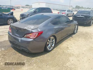 2015 Hyundai Genesis Coupe Ultimate with VIN KMHHU6KJ0FU129983, listed as a IAAI auction lot 42420357 with 104,870 mi miles and . Bid and sale history available at DreamBid. Image 4.