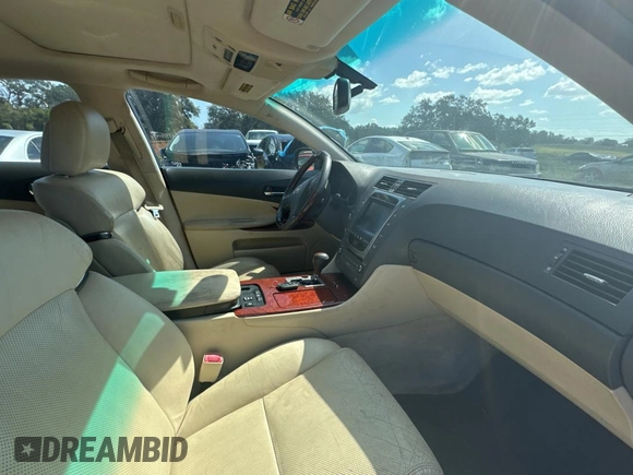 2010 Lexus GS 350 z VIN JTHCE1KSXA0025359, wystawiony jako Copart lot #77881624 z przebiegiem 167 013 mil mil oraz Czysty tytuł • Clean title. Historia ofert i sprzedaży dostępna na DreamBid. Obrazek 5.