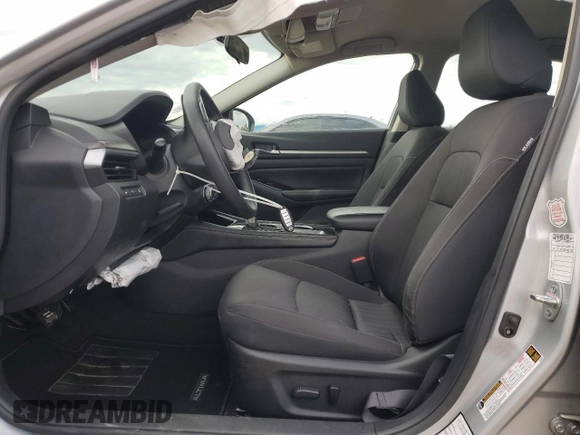 2023 Nissan Altima SV z VIN 1N4BL4DV7PN330976, wystawiony jako Copart lot #56549885 z przebiegiem 40 420 mil mil oraz Szkoda całkowita • Salvage title. Historia ofert i sprzedaży dostępna na DreamBid. Obrazek 7.