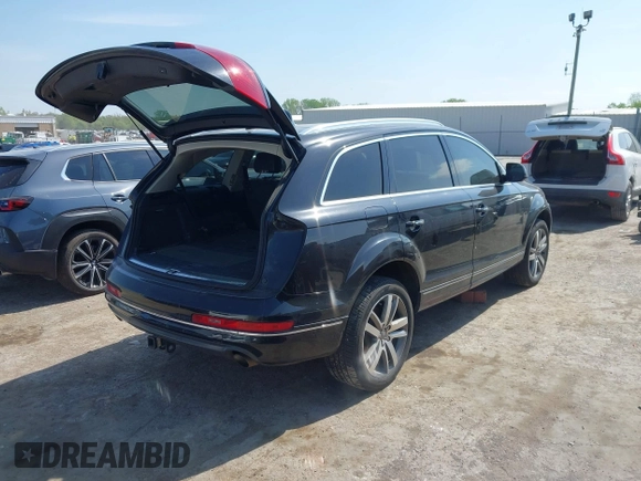 2011 Audi Q7 3.0L TDI Prestige with VIN WA1VMBFE8BD009883, listed as a IAAI auction lot 42047049 with 147,951 mi miles. Bid and sale history available at carsss.com. Image 4.