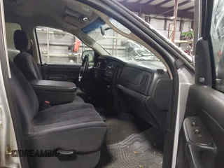 2004 Dodge 1500 SLT with VIN 1D7HU18N74S726788, listed as a IAAI auction lot 41525730 with Not Provided miles and . Bid and sale history available at carsss.com. Image 5.