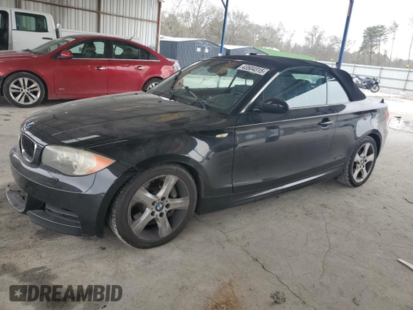 2008 BMW 1 Series 135i z VIN WBAUN93588VE94038, wystawiony jako Copart lot #43504315 z przebiegiem 80 792 mil mil oraz Szkoda całkowita • Salvage title. Historia ofert i sprzedaży dostępna na DreamBid. Obrazek 1.
