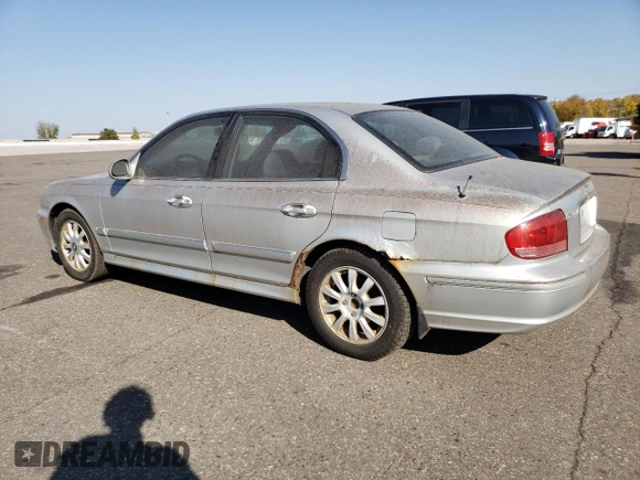 2003 Hyundai Sonata GLS with VIN KMHWF35H23A871372, listed as a Copart auction lot 76199644 with 164,094 mi miles and Clean Title. Bid and sale history available at carsss.com. Image 2.