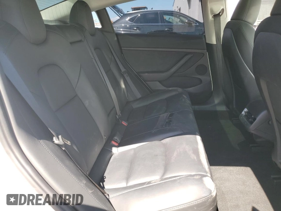 2023 Tesla Model 3 z VIN 5YJ3E1EA2PF578151, wystawiony jako Copart lot #56211295 z przebiegiem 19 590 mil mil oraz Szkoda całkowita • Salvage title. Historia ofert i sprzedaży dostępna na DreamBid. Obrazek 10.