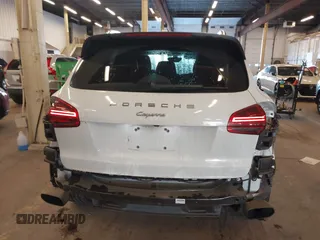2016 Porsche Cayenne with VIN WP1AA2A26GLA10357, listed as a IAAI auction lot 41370956 with 96,026 mi miles. Bid and sale history available at carsss.com. Image 17.