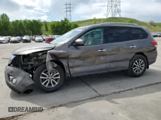 2014 Nissan Pathfinder SV with VIN 5N1AR2MM8EC674577, listed as a Copart auction lot 60882785 with 142,534 mi miles and Clean title. Bid and sale history available at DreamBid. Image 1.