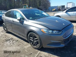 2013 Ford Fusion SE with VIN 3FA6P0H72DR339877, listed as a IAAI auction lot 41972171 with 94,300 mi miles. Bid and sale history available at carsss.com. Image 1.