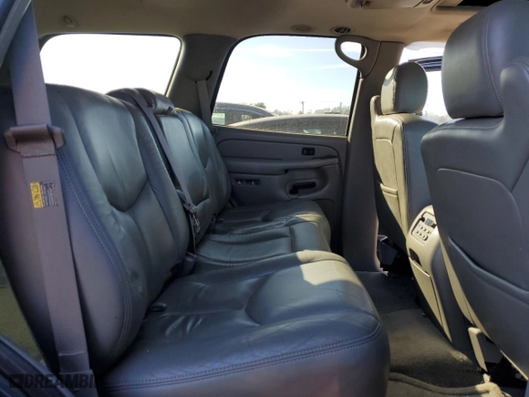 2004 Chevrolet Tahoe LT with VIN 1GNEK13T64J192494, listed as a Copart auction lot 46248415 with 261,039 mi miles and Salvage Title. Bid and sale history available at carsss.com. Image 11.