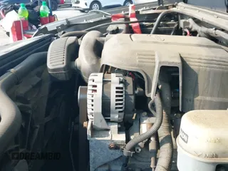 2008 Chevrolet Silverado 1500 Work Truck с VIN 1GCEK19C18Z305677, выставлен на аукционе IAAI как лот 42674815 с пробегом 133 656 миль миль и . История ставок и продаж доступна на DreamBid. Изображение 19.