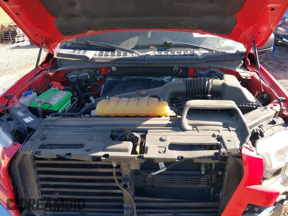 2015 Ford F-150 XLT with VIN 1FTEW1EG4FFA52284, listed as a IAAI auction lot 41894358 with 106,170 mi miles and . Bid and sale history available at carsss.com. Image 10.