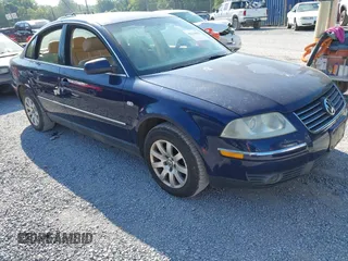 2001 Volkswagen Passat GLS z VIN WVWPD63B31P139860, wystawiony jako IAAI lot #42824605 z przebiegiem 204 980 mil mil oraz . Historia ofert i sprzedaży dostępna na DreamBid. Obrazek 1.