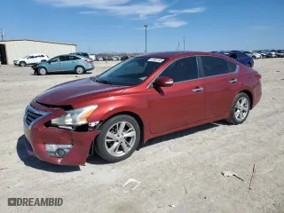 2015 Nissan Altima 2.5 SV with VIN 1N4AL3AP7FC200461, listed as a Copart auction lot 47093155 with 155,239 mi miles and Salvage Title. Bid and sale history available at carsss.com. Image 1.