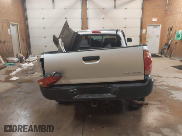 2007 Toyota Tacoma z VIN 5TEMU52N37Z457343, wystawiony jako IAAI lot #41109212 z przebiegiem 149 816 mil mil oraz . Historia ofert i sprzedaży dostępna na DreamBid. Obrazek 17.