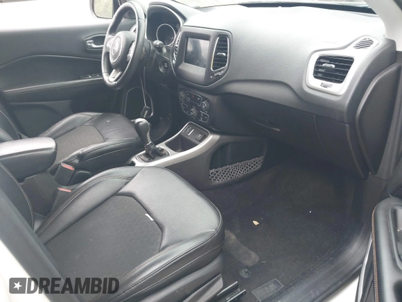 2019 Jeep Compass Latitude с VIN 3C4NJCBBXKT699338, выставлен на аукционе IAAI как лот 42257672 с пробегом 102 970 миль миль и . История ставок и продаж доступна на DreamBid. Изображение 5.