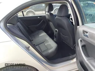 2011 Volkswagen Jetta SE with VIN 3VWDZ7AJXBM098328, listed as a IAAI auction lot 41819874 with 133,877 mi miles and . Bid and sale history available at DreamBid. Image 8.
