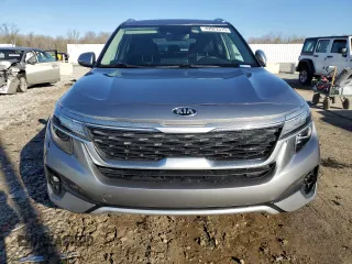 2021 Kia Seltos S with VIN KNDEU2AA7M7053823, listed as a Copart auction lot 49922315 with 51,701 mi miles and Salvage Title. Bid and sale history available at DreamBid. Image 5.