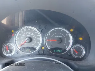 2007 Jeep Liberty Limited z VIN 1J4GL58K57W651814, wystawiony jako IAAI lot #41699842 z przebiegiem 312 733 mil mil oraz . Historia ofert i sprzedaży dostępna na DreamBid. Obrazek 7.