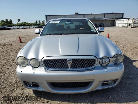 2008 Jaguar XJ 8 with VIN SAJWA71B58SH18731, listed as a Copart auction lot 56846775 with 132,900 mi miles and Clean Title. Bid and sale history available at DreamBid. Image 5.