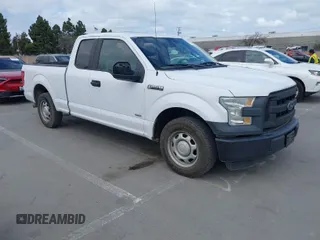 2015 Ford F-150 XL with VIN 1FTEX1CP4FKE77110, listed as a IAAI auction lot 41827201 with 230,629 mi miles. Bid and sale history available at carsss.com. Image 1.