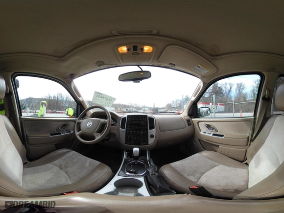 2005 Mercury Mariner Luxury with VIN 4M2CU57165DJ33059, listed as a IAAI auction lot 41675851 with 222,375 mi miles. Bid and sale history available at carsss.com. Image 20.