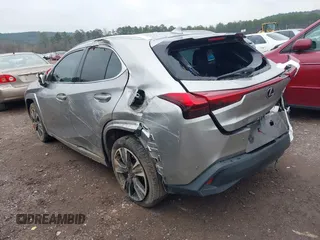 2022 Lexus UX 200 z VIN JTHP3JBH4N2049713, wystawiony jako IAAI lot #41618189 z przebiegiem 40 363 mil mil oraz . Historia ofert i sprzedaży dostępna na DreamBid. Obrazek 3.