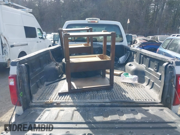 2011 Ford F-250 XL with VIN 1FTBF2B68BEA18871, listed as a IAAI auction lot 41746286 with 80,816 mi miles and . Bid and sale history available at DreamBid. Image 8.