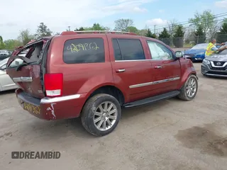 2007 Chrysler Aspen Limited z VIN 1A8HW58217F518414, wystawiony jako IAAI lot #42091362 z przebiegiem 269 542 mil mil oraz . Historia ofert i sprzedaży dostępna na DreamBid. Obrazek 4.
