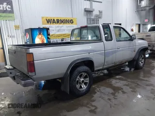 1996 Nissan Frontier XE with VIN 1N6SD16Y6TC318642, listed as a IAAI auction lot 41529283 with 154,632 mi miles and . Bid and sale history available at DreamBid. Image 4.