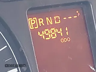 2021 Nissan NV Cargo SV z VIN 1N6BF0LY2MN803410, wystawiony jako IAAI lot #42083652 z przebiegiem 49 841 mil mil oraz . Historia ofert i sprzedaży dostępna na DreamBid. Obrazek 14.
