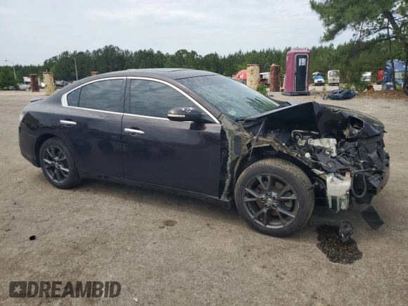 2014 Nissan Maxima SV z VIN 1N4AA5AP9EC454320, wystawiony jako Copart lot #57100695 z przebiegiem 149 083 mil mil oraz Szkoda całkowita • Salvage title. Historia ofert i sprzedaży dostępna na DreamBid. Obrazek 4.