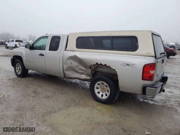 2007 Chevrolet Silverado 1500 LTZ with VIN 1GCEK19097E599521, listed as a Copart auction lot 85982734 with 261,383 mi miles and Salvage Title. Bid and sale history available at carsss.com. Image 2.