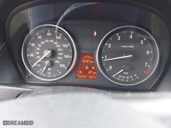 2015 BMW X1 xDrive28i with VIN WBAVL1C50FVY41206, listed as a IAAI auction lot 41508136 with 102,725 mi miles. Bid and sale history available at carsss.com. Image 7.