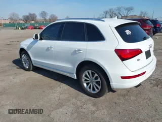 2016 Audi Q5 Premium with VIN WA1C2AFP1GA124679, listed as a IAAI auction lot 41775443 with 88,546 mi miles and . Bid and sale history available at DreamBid. Image 3.