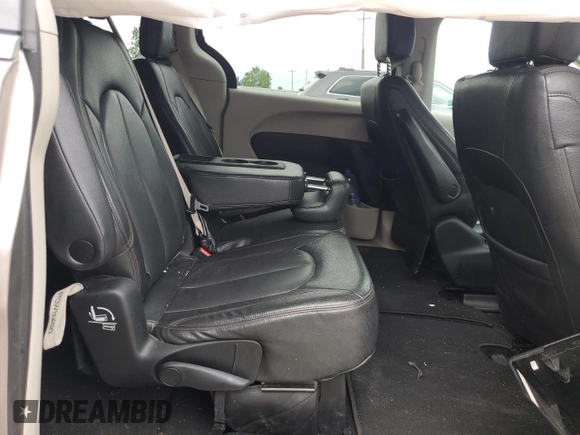 2017 Chrysler Pacifica Touring with VIN 2C4RC1DG6HR610644, listed as a Copart auction lot 63531525 with 92,381 mi miles and Clean title. Bid and sale history available at DreamBid. Image 11.