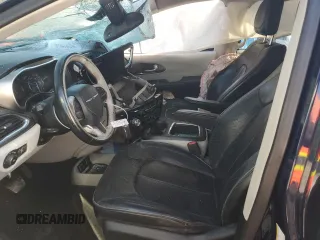 2018 Chrysler Pacifica Limited z VIN 2C4RC1GG1JR269199, wystawiony jako Copart lot #53475985 z przebiegiem 173 408 mil mil oraz Szkoda całkowita • Salvage title. Historia ofert i sprzedaży dostępna na DreamBid. Obrazek 7.