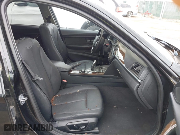 2014 BMW 3 Series 328i xDrive with VIN WBA3B3C58EJ982424, listed as a IAAI auction lot 42075568 with 190,009 mi miles. Bid and sale history available at carsss.com. Image 5.
