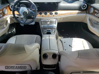 2017 Mercedes-Benz E 300 Luxury with VIN WDDZF4JB9HA054468, listed as a Copart auction lot 55633075 with 90,861 mi miles and Salvage Title. Bid and sale history available at DreamBid. Image 8.