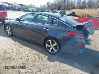 2019 Kia Optima LX with VIN 5XXGT4L34KG314075, listed as a IAAI auction lot 41656527 with 72,131 mi miles. Bid and sale history available at carsss.com. Image 3.
