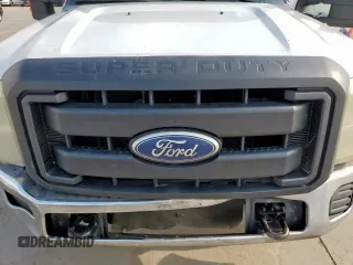 2011 Ford F-250 XL with VIN 1FT7X2A65BEB00318, listed as a Copart auction lot 60981655 with Not provided miles and Salvage title. Bid and sale history available at DreamBid. Image 12.